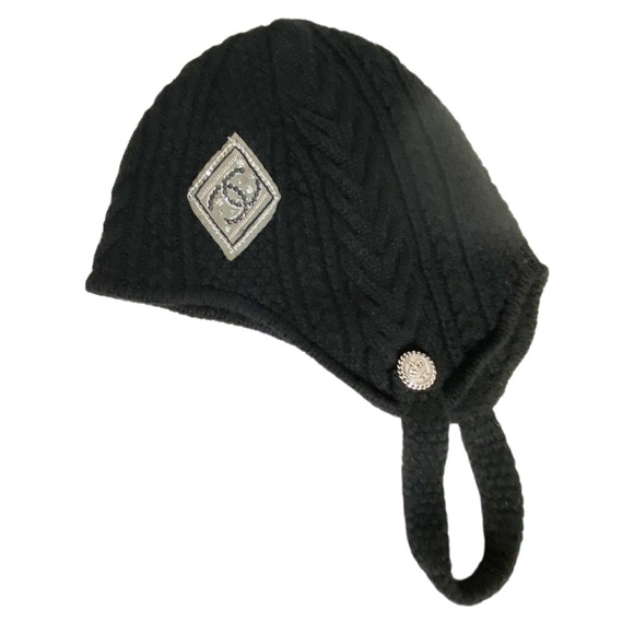 Rare Cashmere Chanel Knit Hat with Swarovski Crystals - Picture 1 of 7